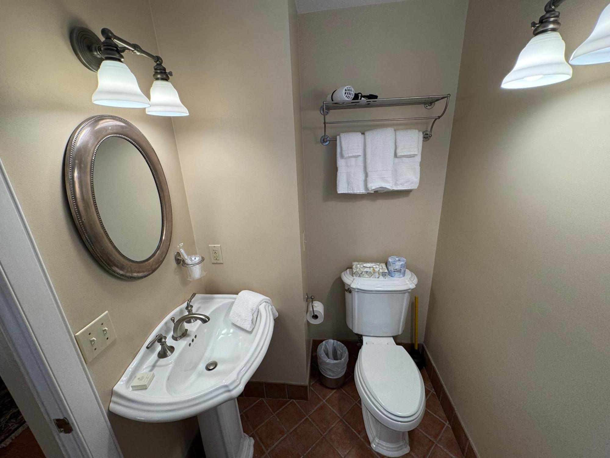 The 1708 House Bed & Breakfast Саутхемптън Екстериор снимка